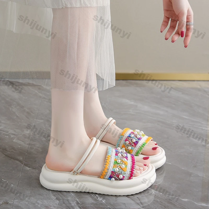 

Женские тапочки с одним словом, новинка лета 2024, уличная мода, винтажные сандалии на платформе, удобные нескользящие повседневные туфли на мягкой подошве на плоской подошве