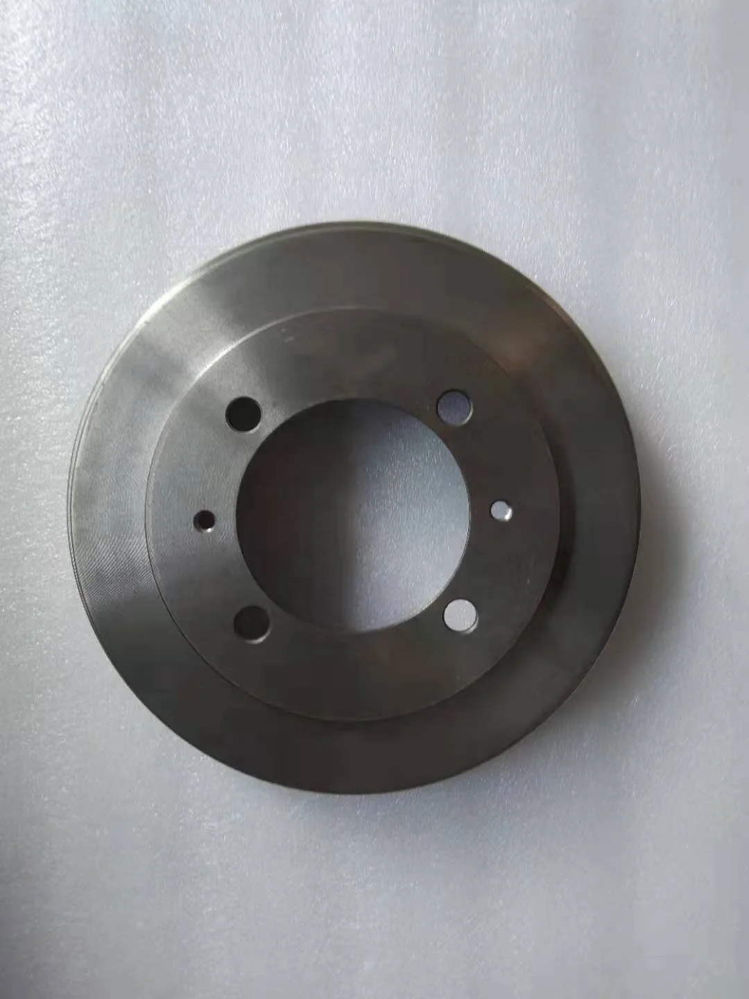 中国製プロ仕様自動車ブレーキドラム 4240310020 DB4181 0986477159 トヨタ向け最高冷却効率
