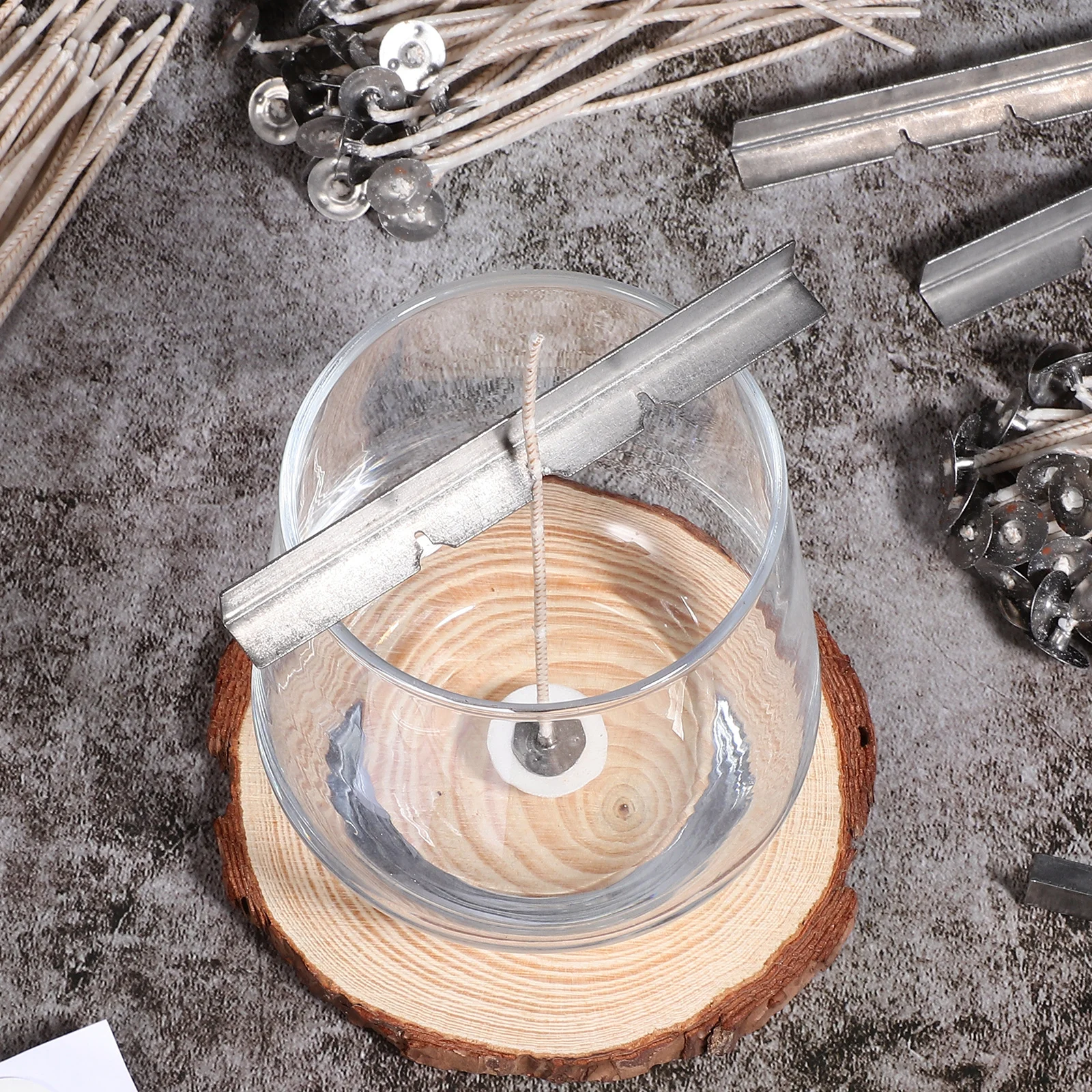 

1Set Wicks Stable High Quality Wick Holders Round Stickers Making Kit Supplies for DIY Homemade Candles