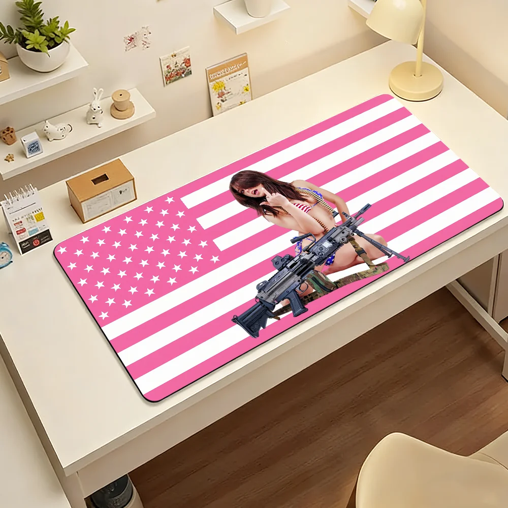 Wo After Dark Beauty and Gun Mouse Pad Large Non-Slip Waterproof Mat Stitched Edge Keyboard Pad for Gaming Daily Office