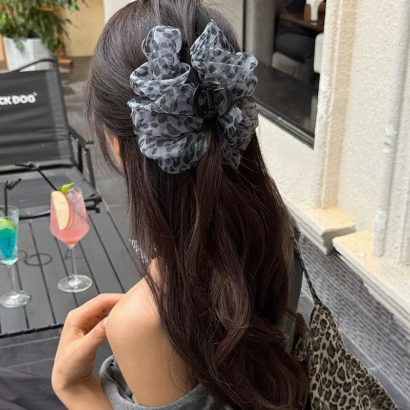 

Vintage Leopard Bow Hair Claw Crab Hair Accessories for Women Fashion Ponytail Hair Clip Shark Hairpins Headdress