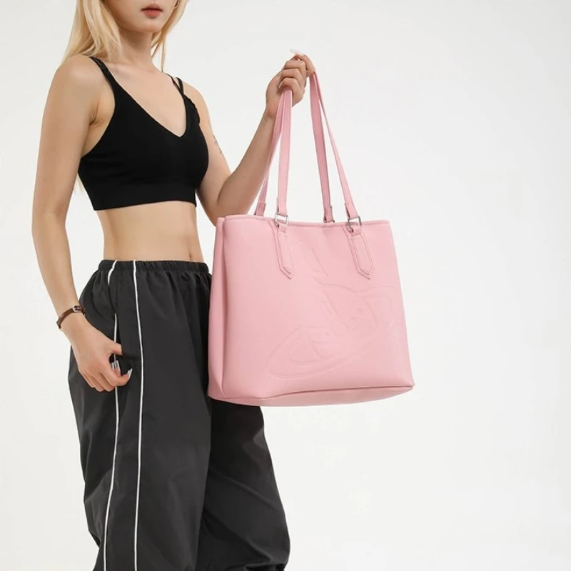 

Women's Versatile Crossbody Bag Adaptable Design For Various Occasions And Different Settings Flexible Use