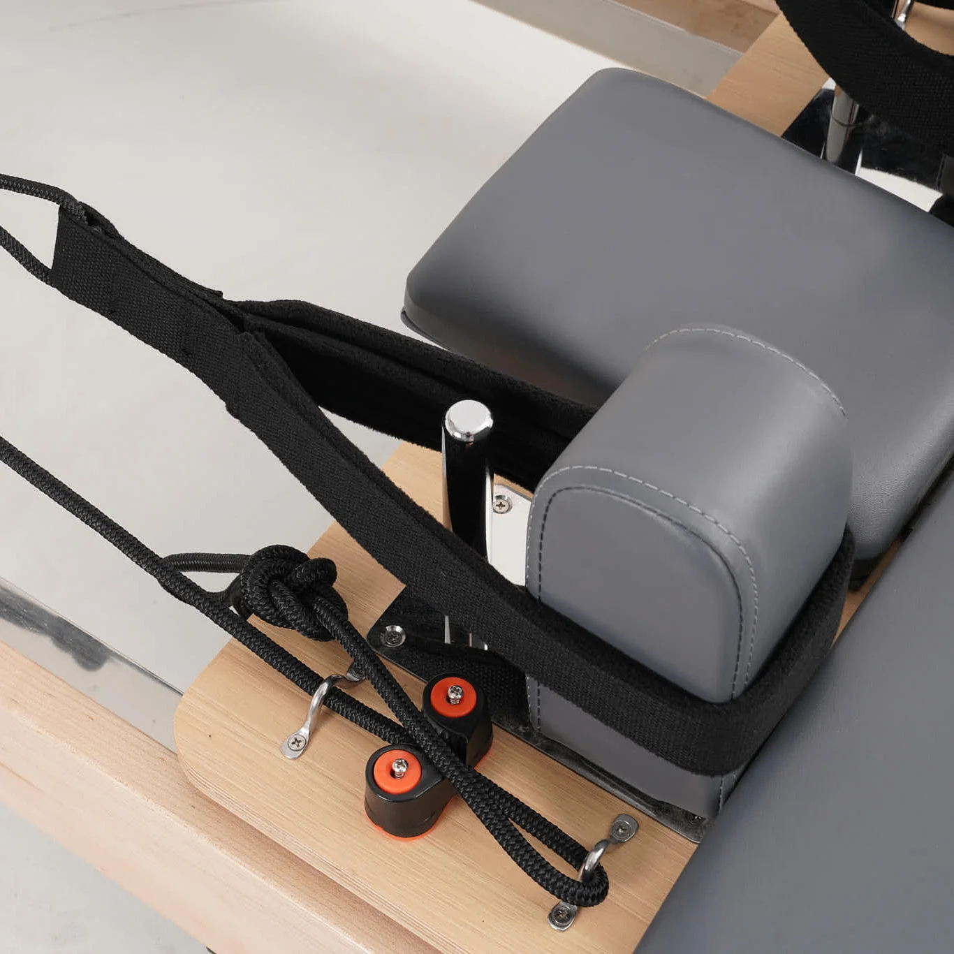 

Latest Pilates Reformer with Silent Pulley System & Ergonomic Design