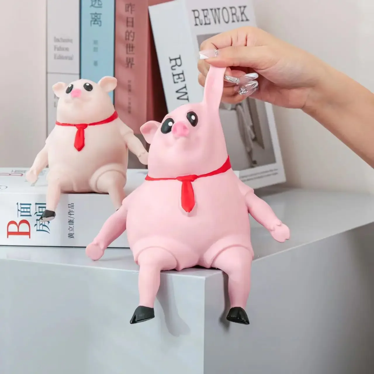 1szt Pet Squeezing Pink Pig Stress Relief Toy Cute Squeezing Animal Little Pig Doll Stress Relief Toy Toy Art Arts para Mascotas