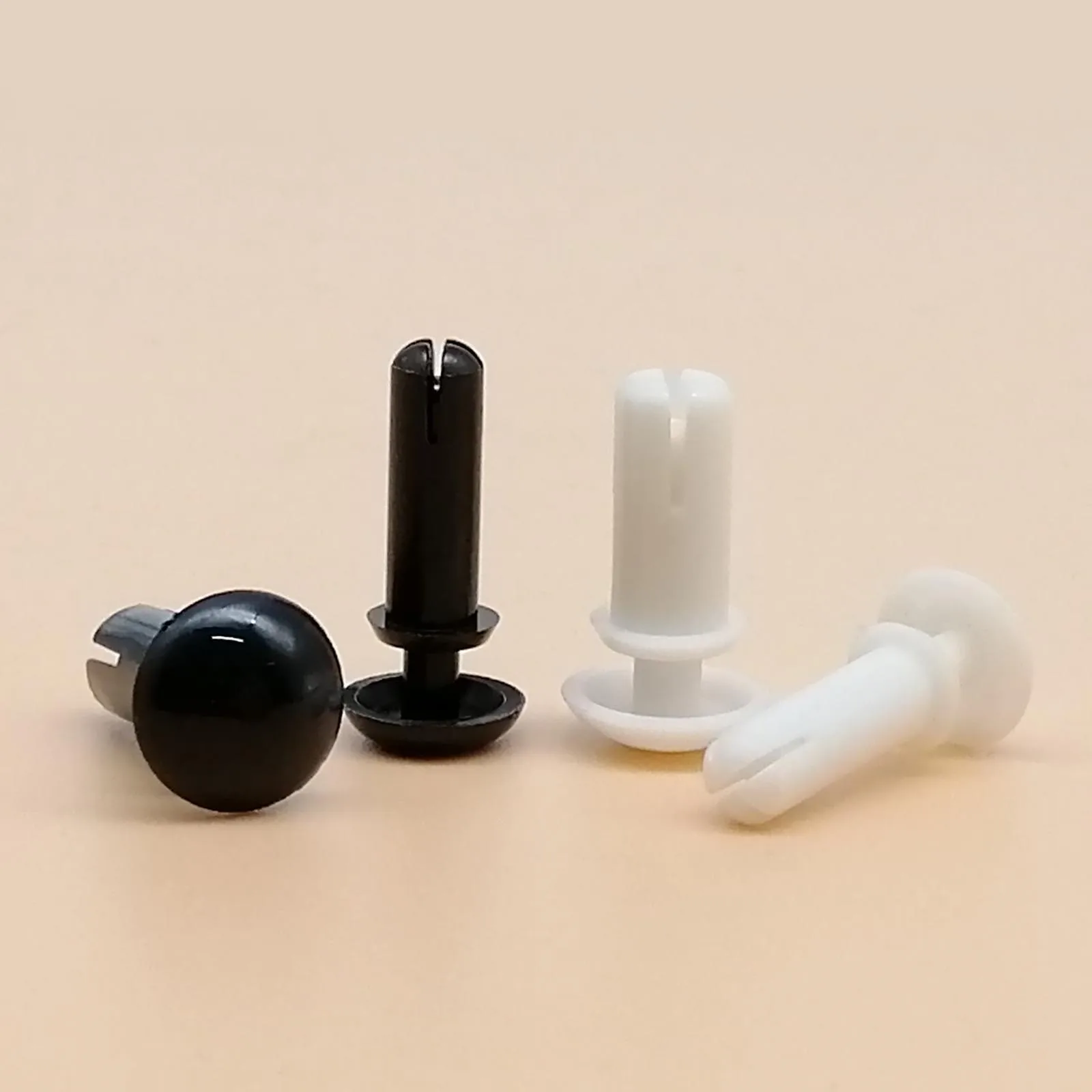 50pcs 2mm 2.6mm 3mm 3.5mm 4mm 5mm R Type Nylon Plastic Press Rivet Clip Expansion Tube Anchor Plug for PC Board Fix White Black