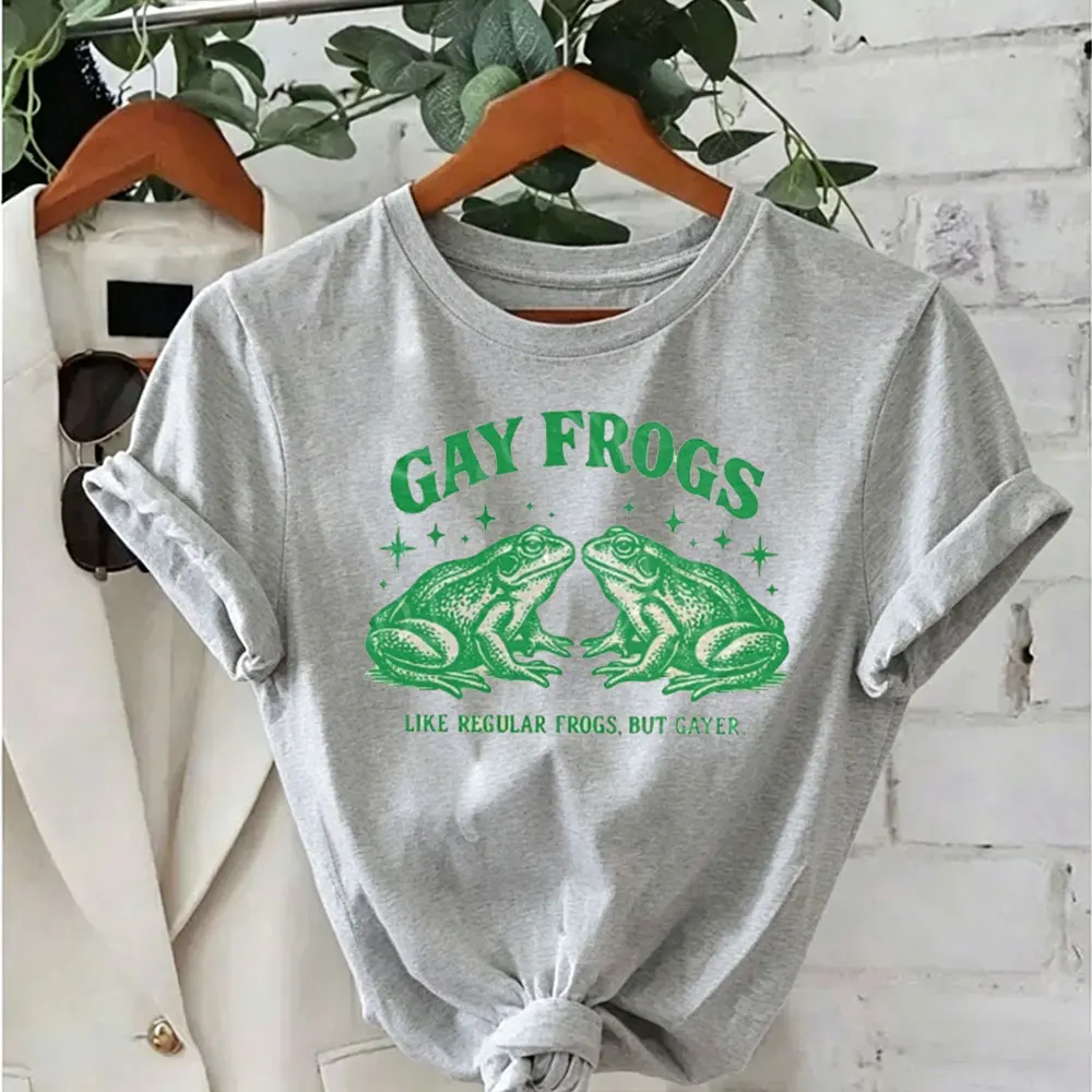 Vintage Gay Frog Graphic Shirt Funny LGBTQ Pride Gift for Queer Best Friend Cottagecore Aesthetic T-Shirt Retro Women Tops
