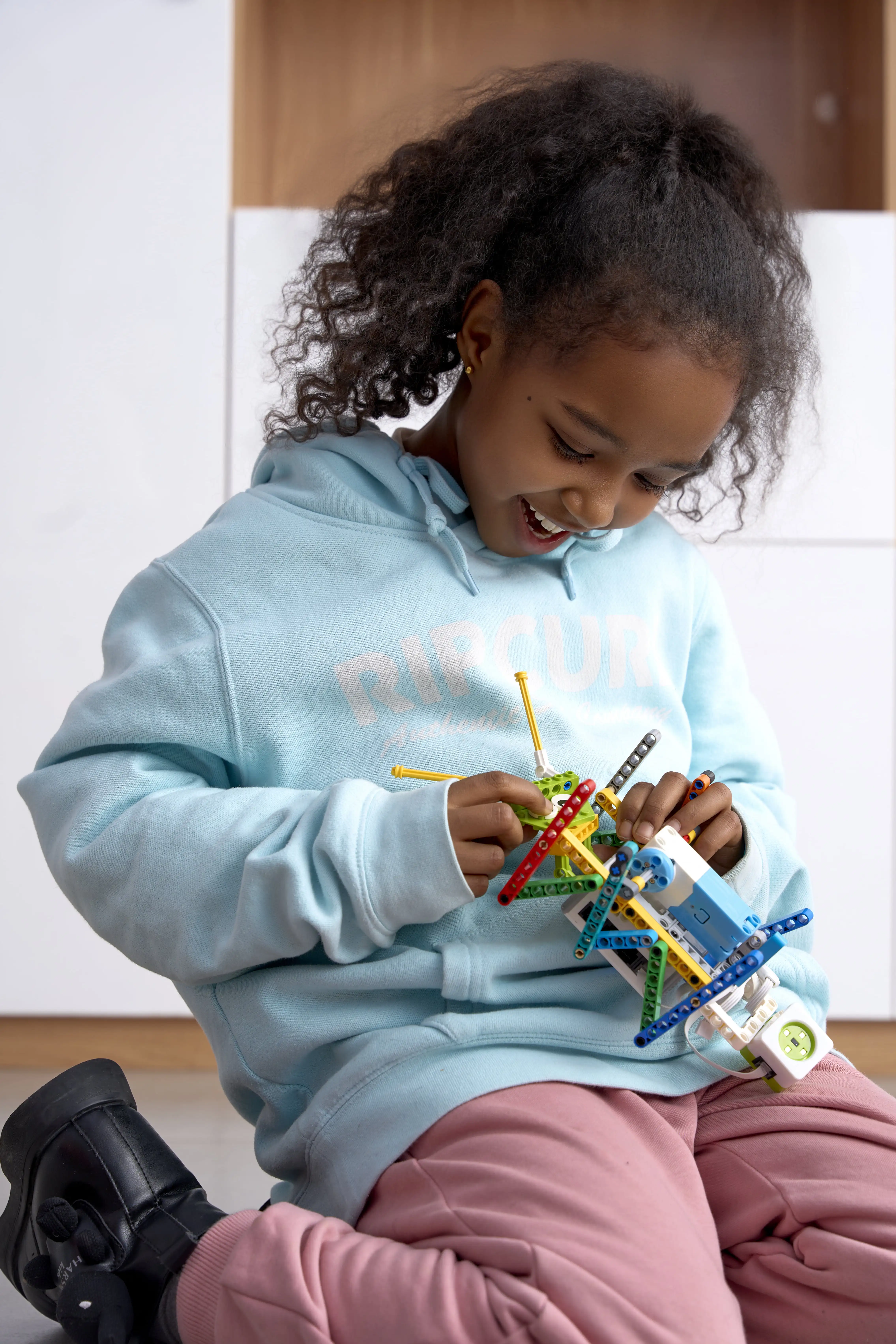 ICBricks-2.0 Core Set (Education Edition) Wedo2.0 EV37 ชุดโมเดลพลาสติก Makerzoid Wedo 30 Ai ของเล่นอุปกรณ์การศึกษา