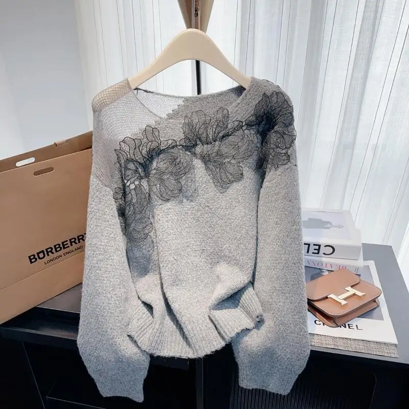 

2025 New Autumn Winter Women Korean Edition Western Style Sweater Lace Flower Hollow Fashion Lazy Style Pullover Knitted Sweater