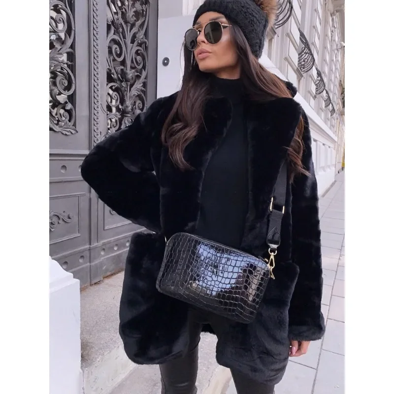 Europese Amerikaanse Temperament Commuter Lange Mouw Revers Imitatie Bontjas Effen Kleur Warm Plus Size Overjas Faux Bontjas
