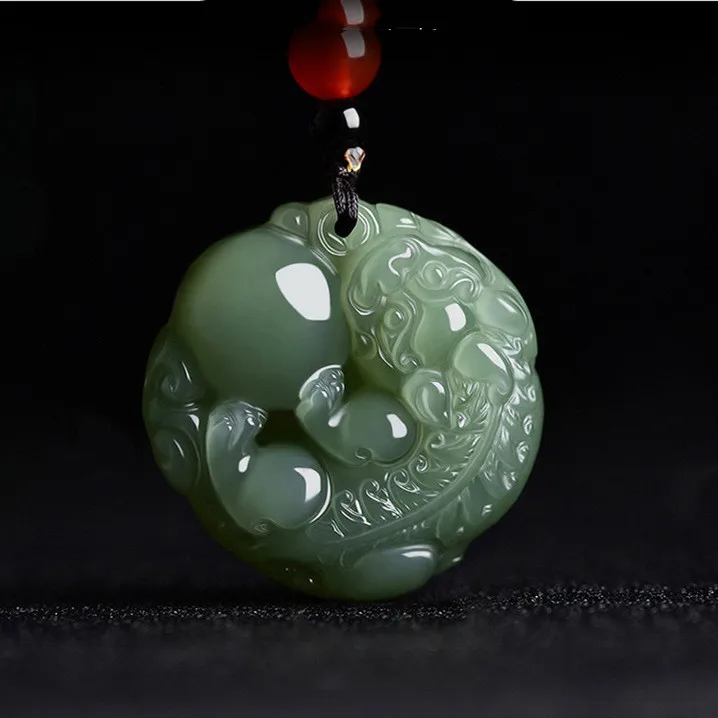 

New Xinjiang Hetian Jade Pendants with White Jade and Jade Are Popular Pendants for Men and Women.