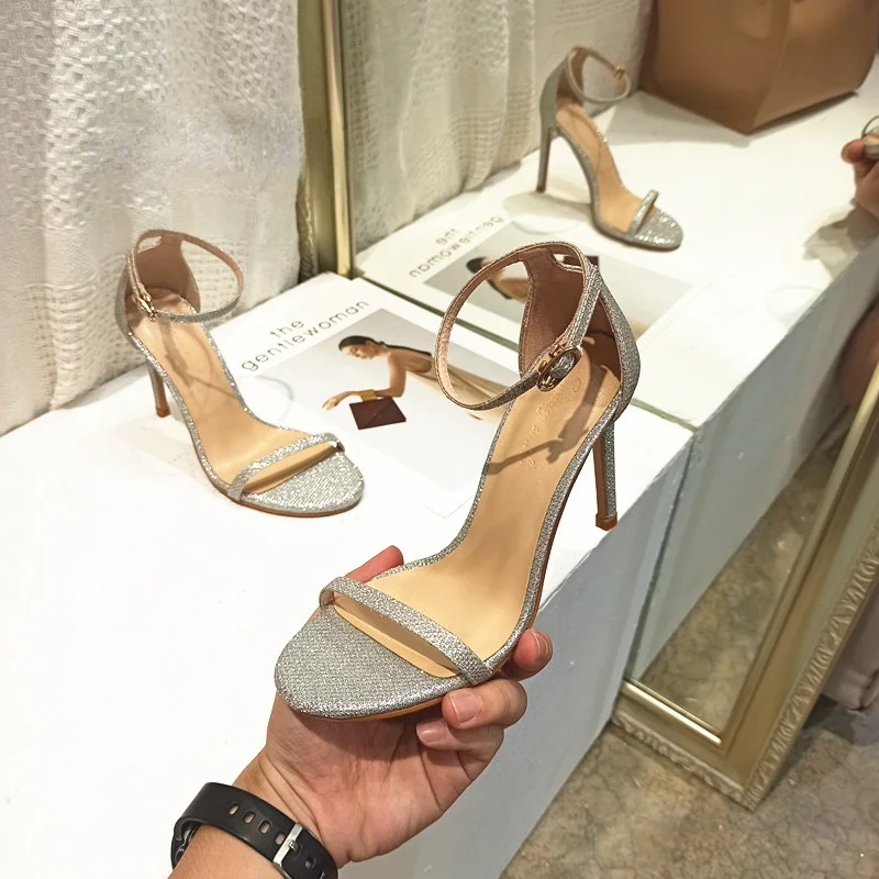 Sandali versatili neri per lo shopping, tacchi alti per riunioni, scarpe da donna sexy