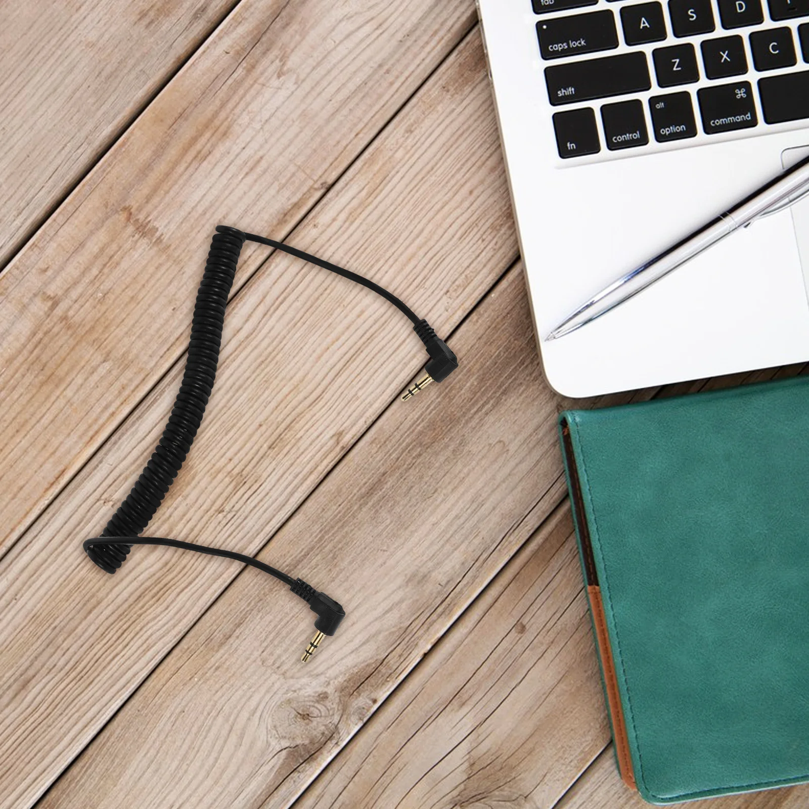 

3.5mm Coiled Right Angle Headphone Extension Cable Male to Male Audio Cord for Devices Use Clear Stereo Sound