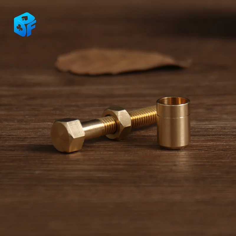 Idea Screw Automatic Rotation Screw Magic Trick Rotation Creative Screw Magnetic Control Screw Magician Child Prank Toy