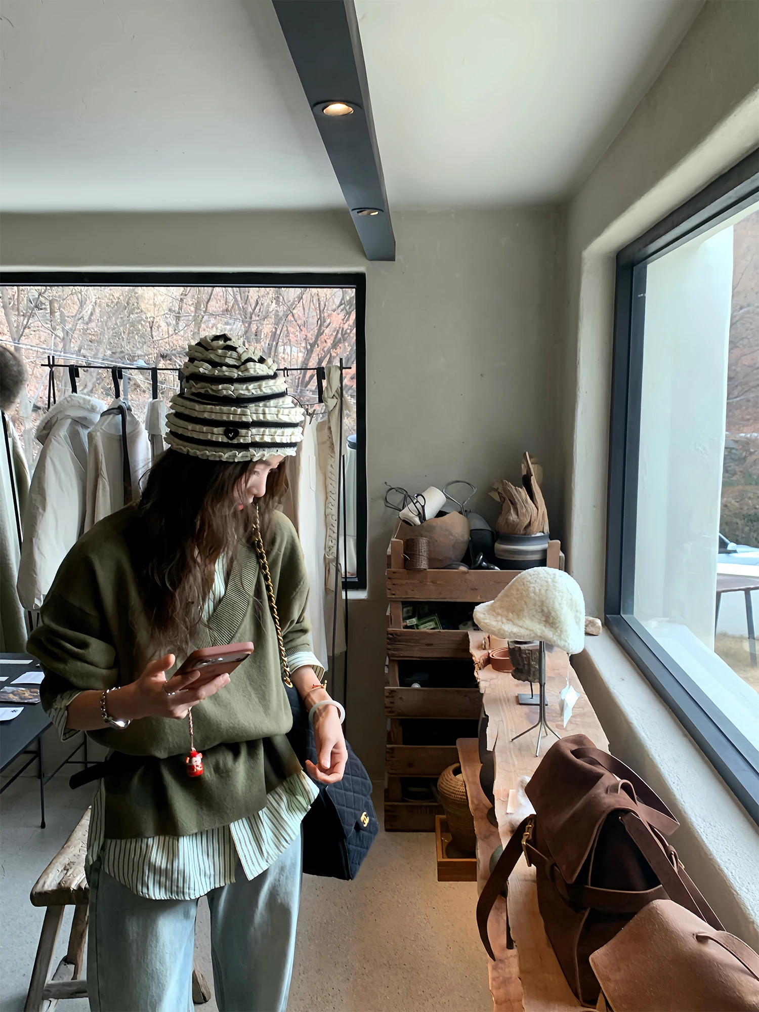 

Lettuce ow European High Street Knitted V-Ne Sweater Fake Two-Piece Patchwork Spring 2026 Loose Fit Women's Woolen Long S...