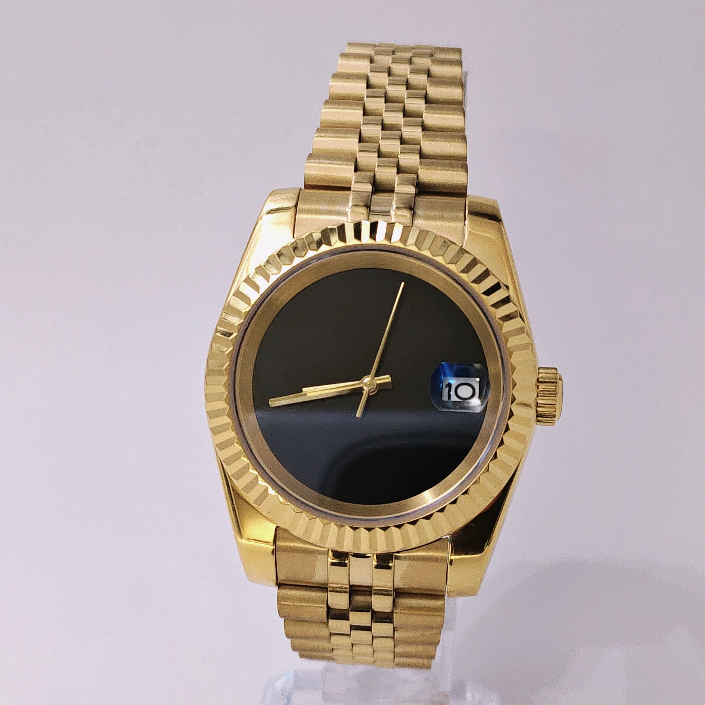 

Luxury Self Made Diy NH35 Movement Watch Mod 39mm Gold Fit Seiko NH35 movement Solid watch hands Black No Marker 28.5mm Dial