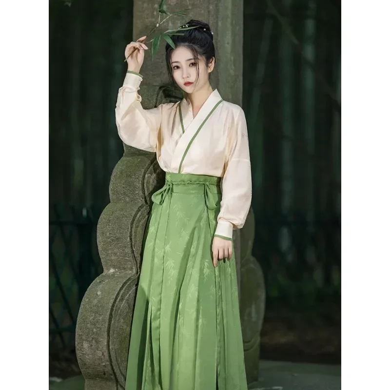 Setelan baju Hanfu Cina tradisional yang ditingkatkan untuk wanita gaun Jacquard Hanfu daun bambu Satin kerah silang elegan musim gugur