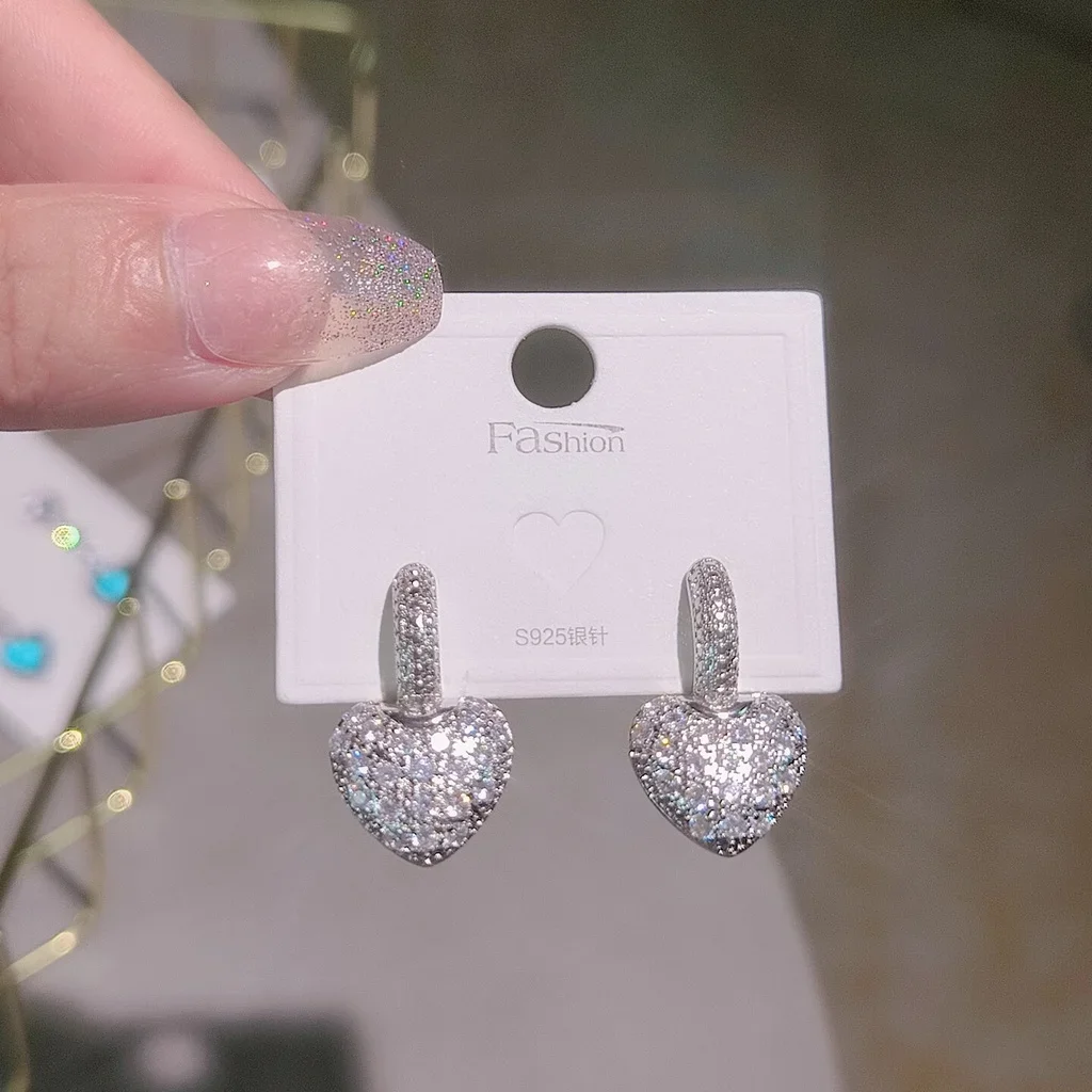 New Style Korean Version Zircon Heart Light Luxury Earrings