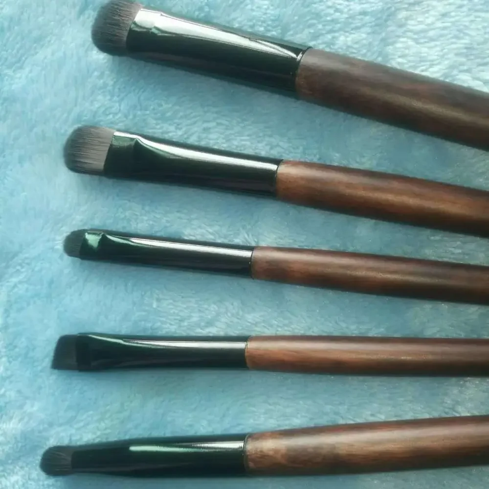 12 ピース/セットアイシャドウブラシ高品質天然ヤギ毛テーパードブレンディングブラシプロフェッショナルアイメイクブラシ黒色