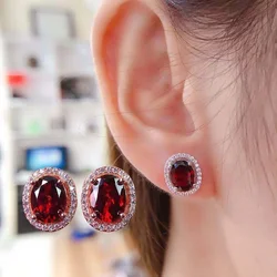 Creative Design Exquisite Crystal Ruby Stud Earrings New in Classic Retro Wedding Bridal Accessories Jewelry for Women