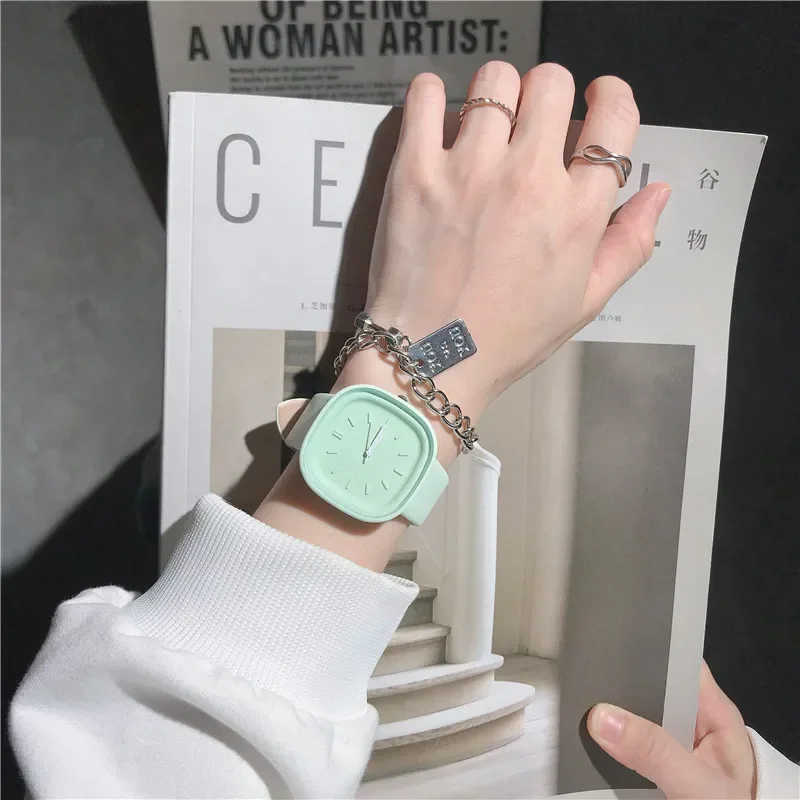 Montres de sport en cuir pour femmes, montres-bracelets à quartz pour filles, marque de mode pour dames