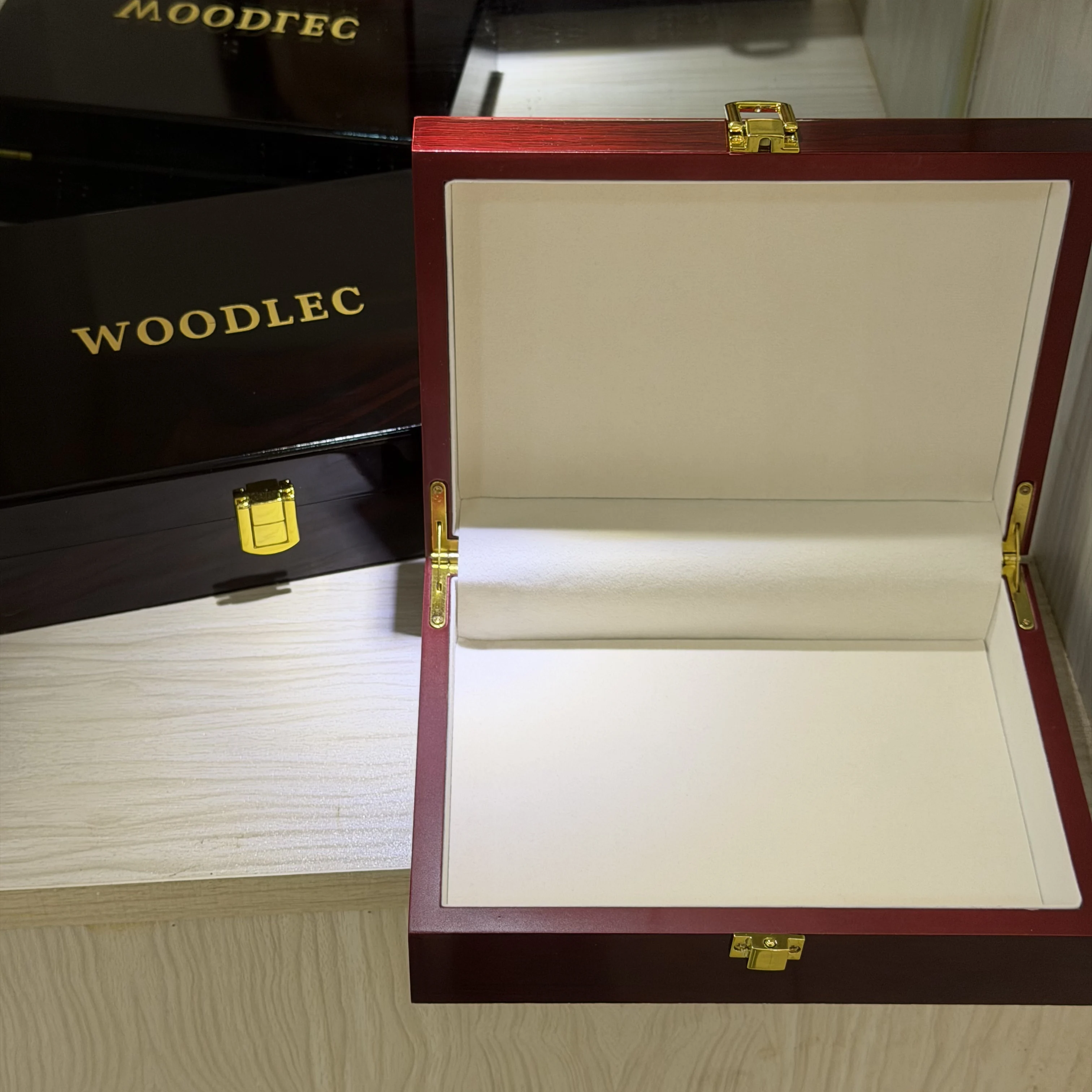 Classical Wooden Box, Luxuriou - Luxury Gift Set ulasan dan harga
