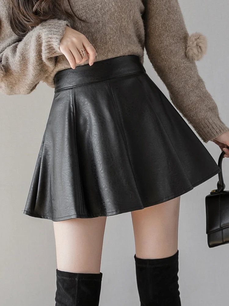 秋冬PUレザーミニスカート レディースファッション ハイウエスト キュート ブラック スカート ショートパンツ付き Aライン スケータープリーツスカート