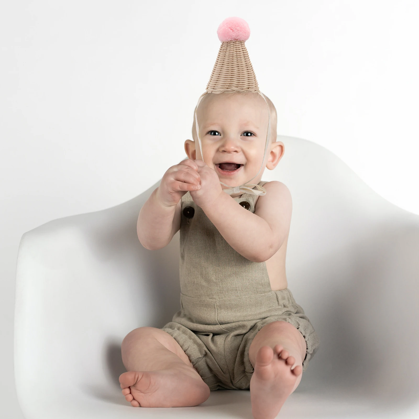 

1pc Furry Ball Clown Hat Adorable Rabbit Kids Funny Indonesian Rattan Cartoon Headdress Photo Prop Lightweight Stylish Durable