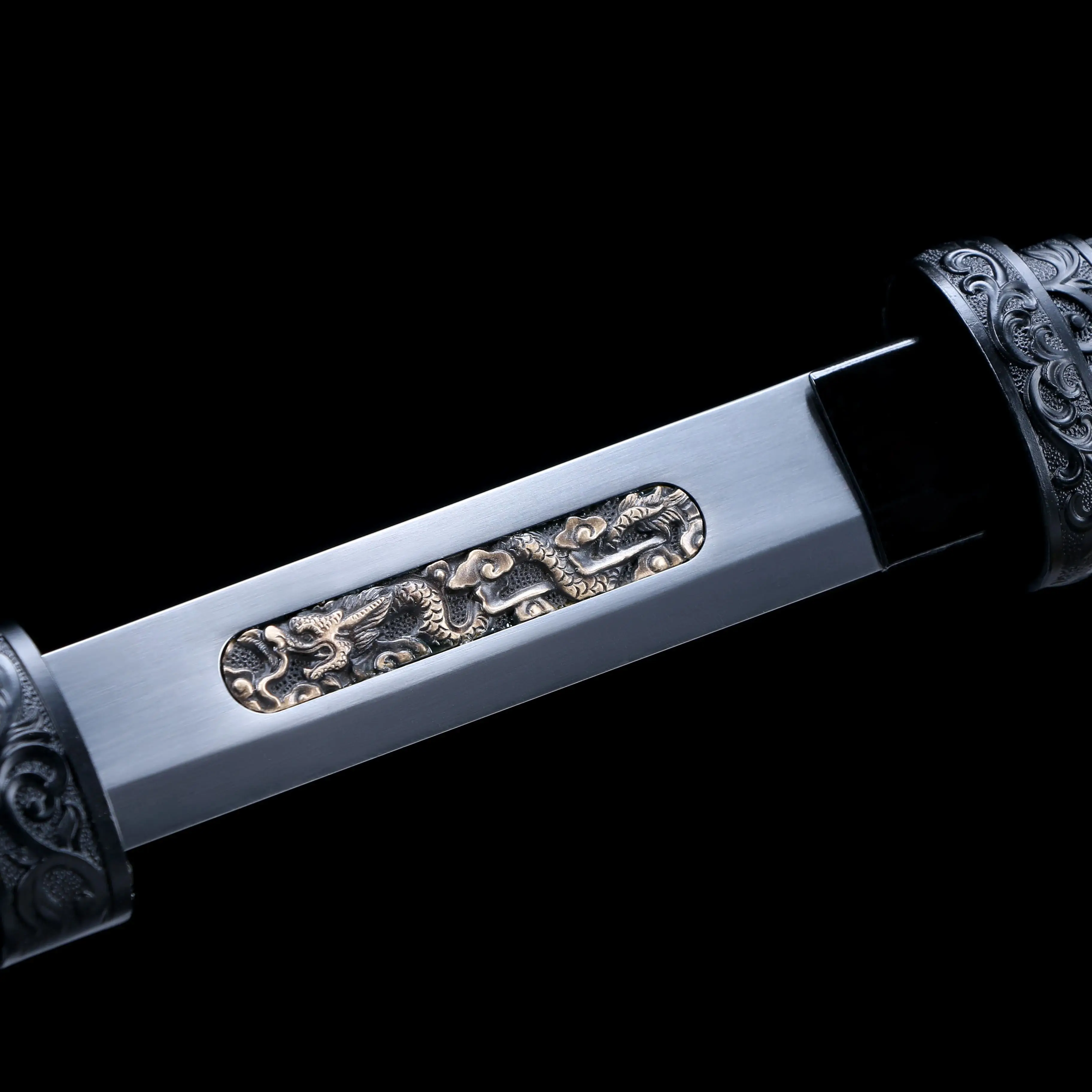 

103 cm Medieval full tang Floating Dragon Horizontal Sword High-performance manganese steel Mythical Knight Samurai Sword Battle