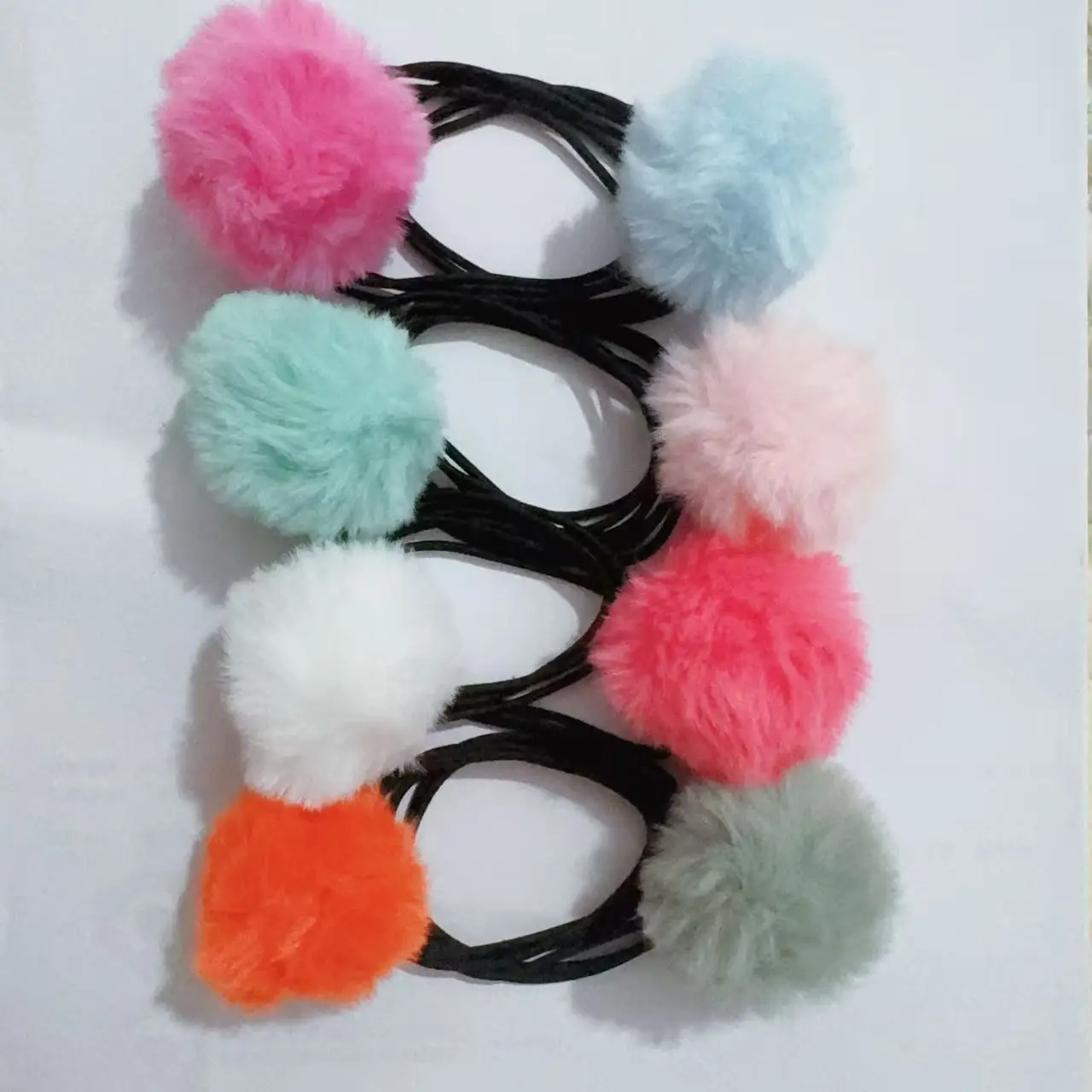 

2pcs/Candy Colored Fur Ball Head Rope For Women Simple Temperament Tied Head Rope Rubber Band Female Head Rope Hair Accessories