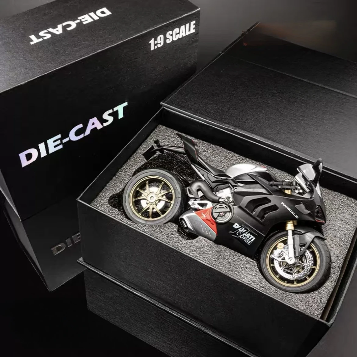 

1:9 V4S S1000RR H2R H2 модель мотоцикла, имитация игрушки, сбор дисплея, орнамент, прекрасная подарочная коробка для друзей