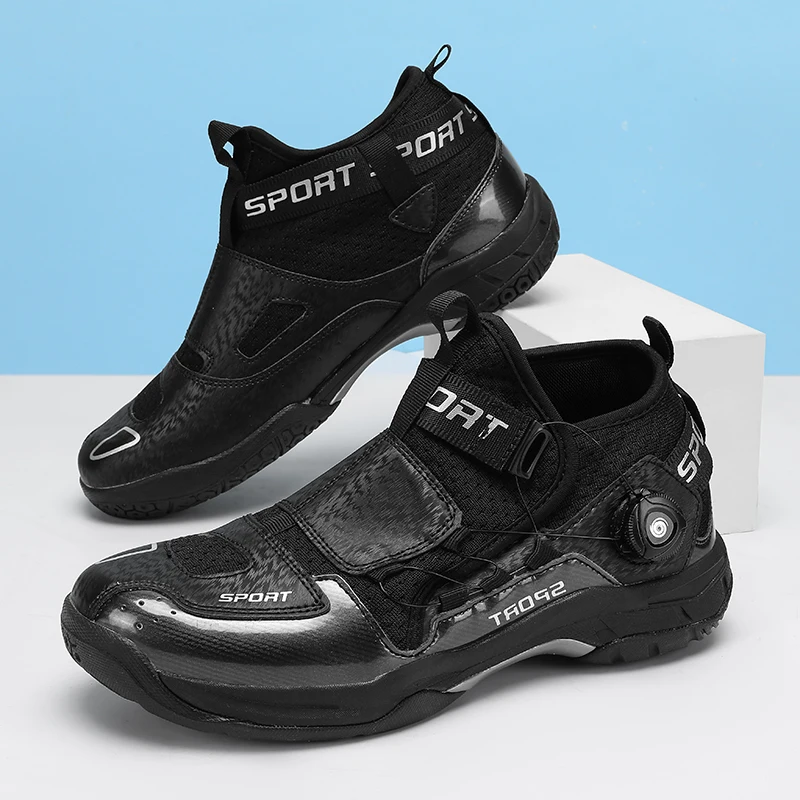 Sepatu Tenis Uniseks Mewah Baru Tiba Anti Selip Sepatu Bulu Tangkis Pria Wanita Sepatu Latihan Anti-selip Gesper Kenop Ringan Nyaman