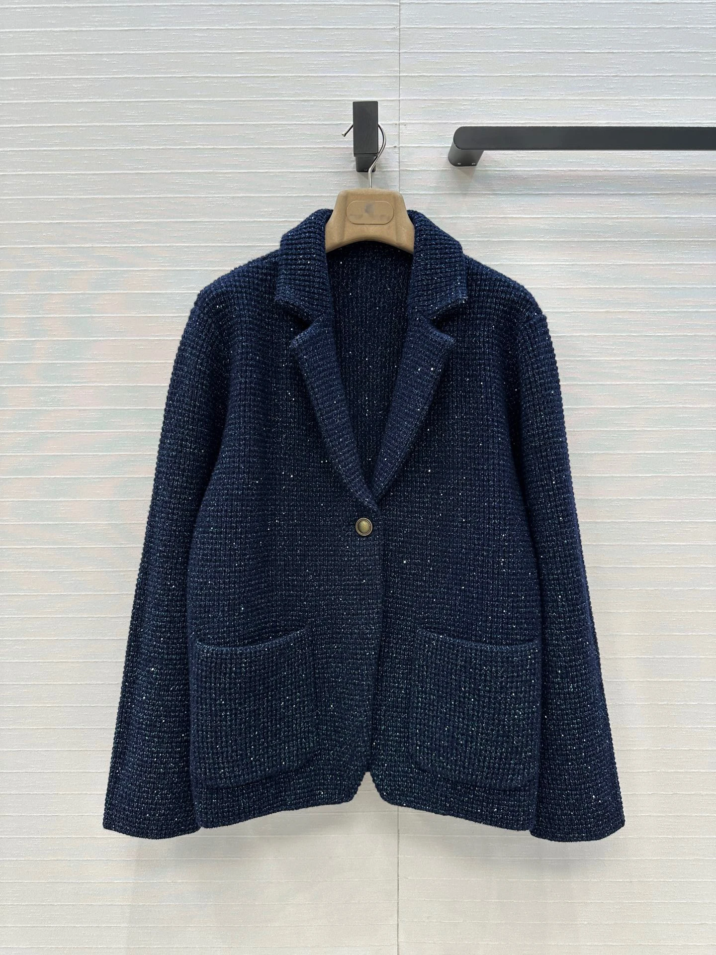 

Изысканный шелково-шерстяной женский пиджак в стиле Old Money: повседневный, модный, универсальный, для отдыха