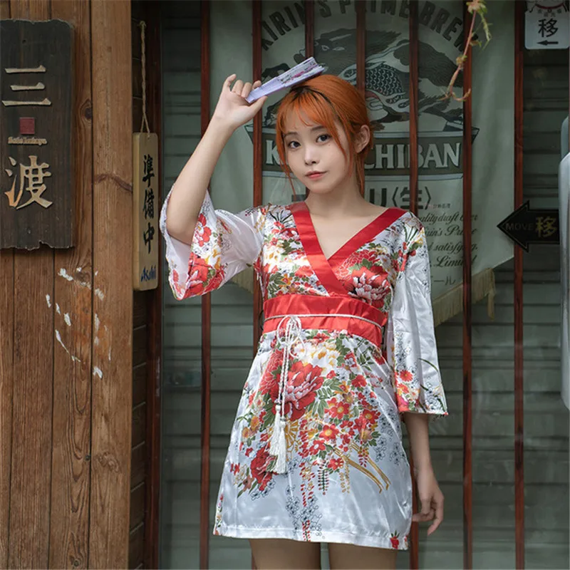 Women Classic Yukata Floral Print Traditional Japanese Kimono Soft Sexy Sleepwear Cardigan Geisha Performance Dance Costumes