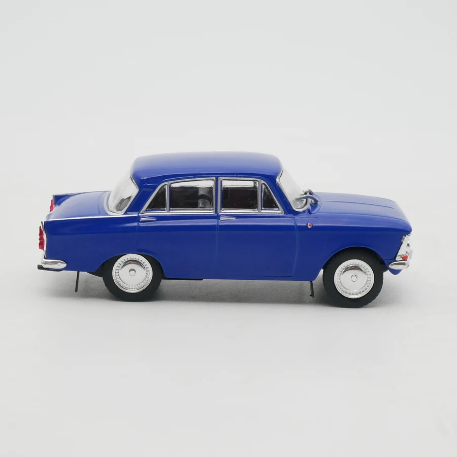 Ixo / Ist 1:43 Moskvich 408 Diecast Car Metal Toy Models