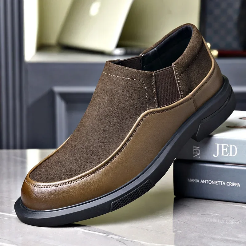Designer Loafers Men New Cow Suede Casual Leather Shoes with Soft Soles Trendy and Versatile Men\'s Shoes Genuine Leather
