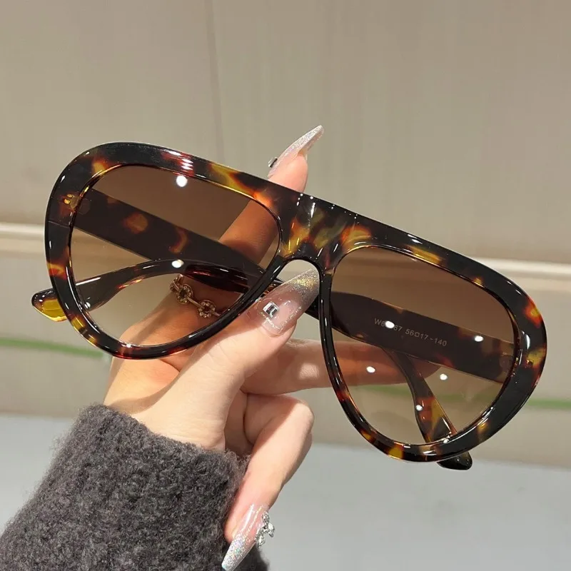Thumbnail 2 - #29 Top 50 Trendy Fashion Sunglasses