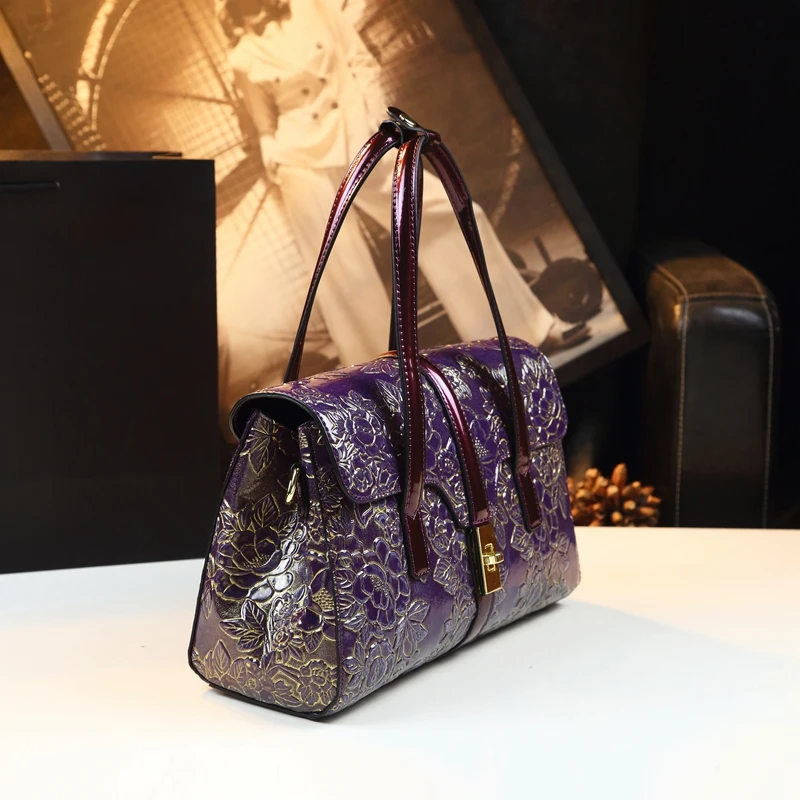 2024 New Hand-painted Flower Chinese Fashion Middle aged Large Capacity Women\'s Bag Atmosphere High end Crossbody Handbag