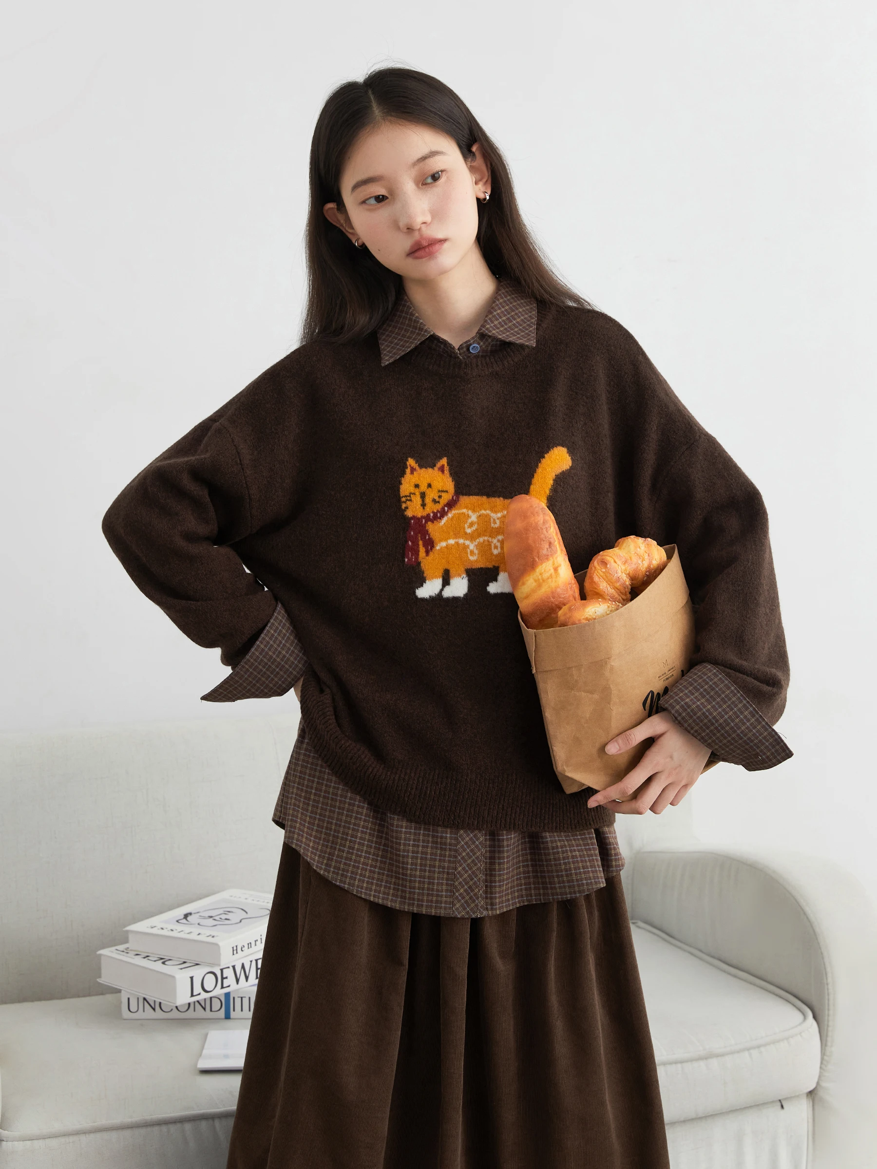 Chic Cartoon Cat Women's Knitted Sweater for Fall & Winter