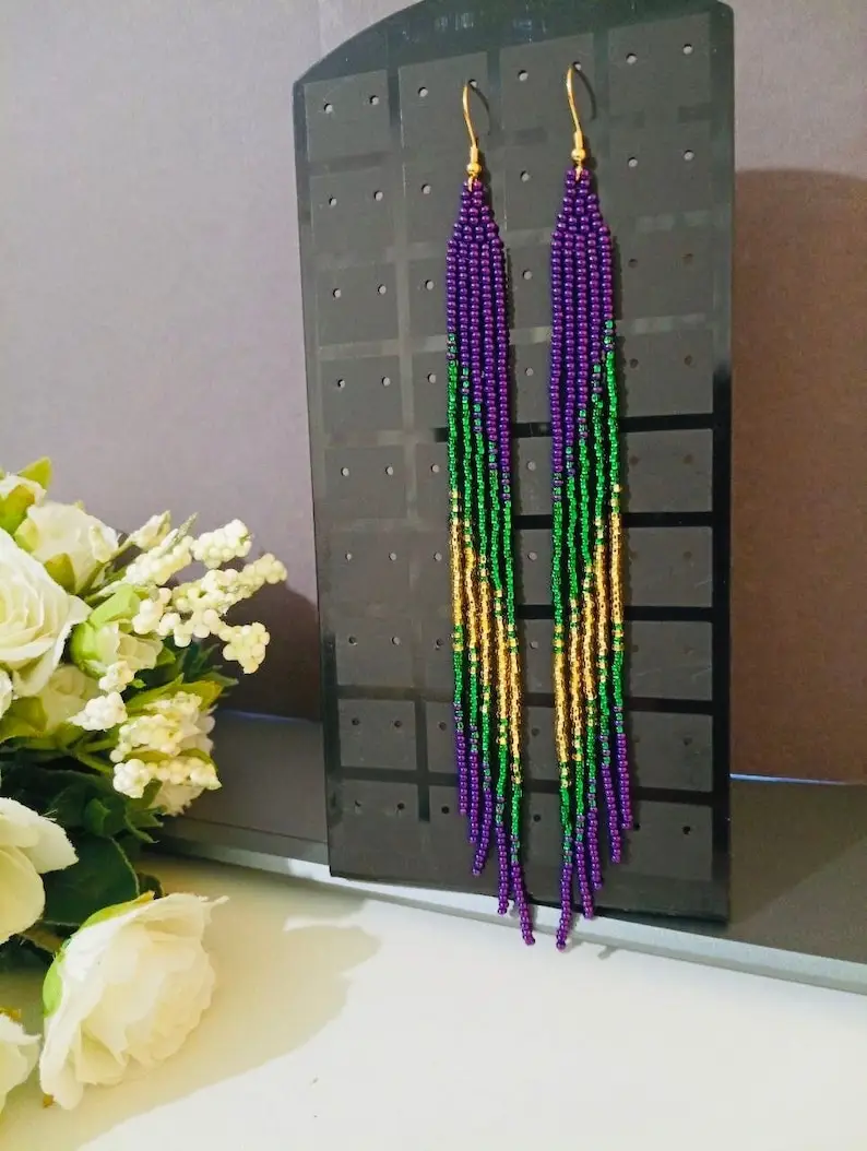 

ZGMXR Rice bead earrings Tassel Gradual color Geometry Hand weaving Bohemia Alloy Woman Fashion Simple Pattern Beaded earrings