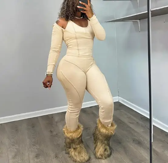 

Women's Three-Piece Set Autumn Winter Threaded Hanging Neck Vest, U-Neck Long Sleeved Long Sleeved Striped Pants Three Piece Set