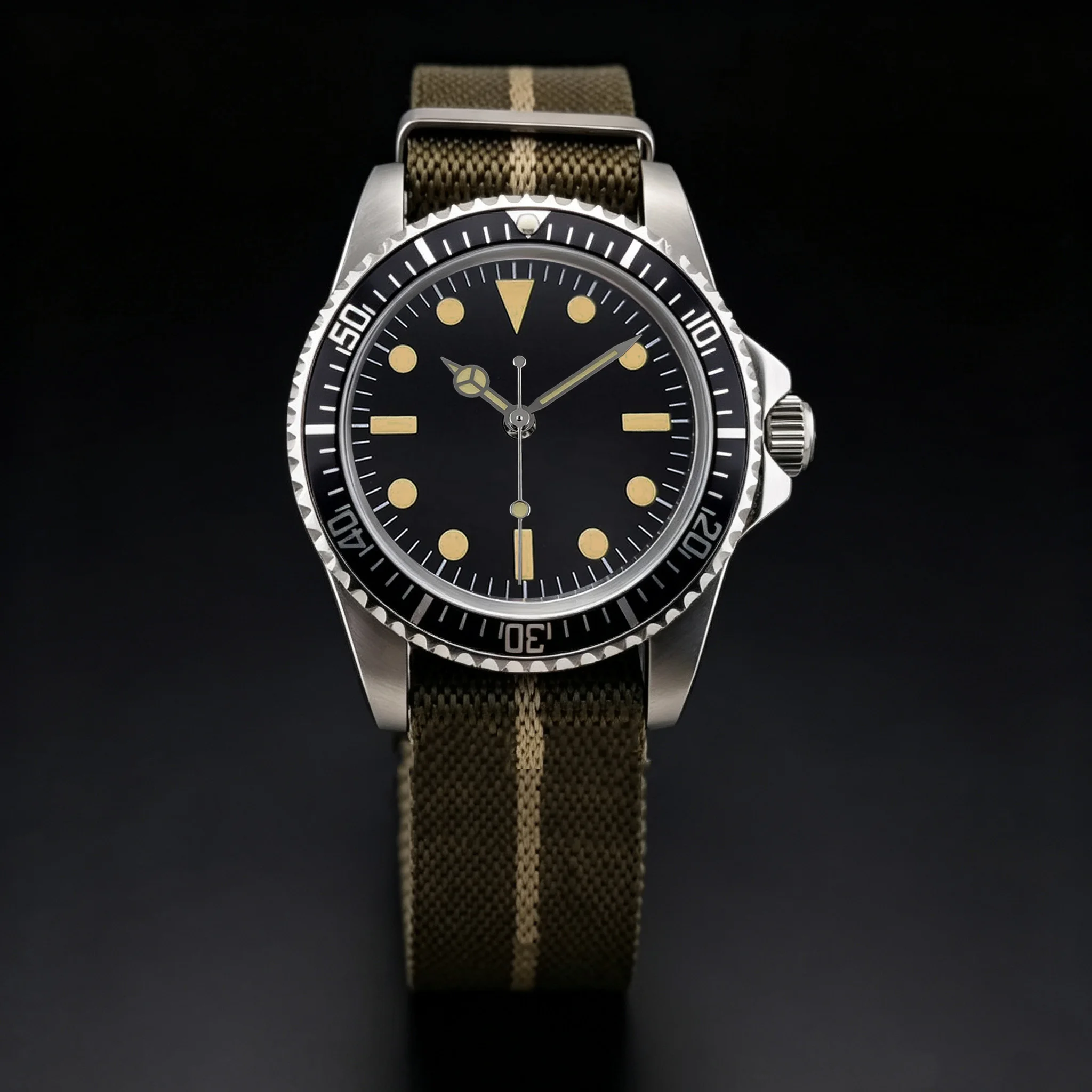 Men's 39.5mm NH35 Diving Watch - đánh giá và giá Stainless Bracelet Diver