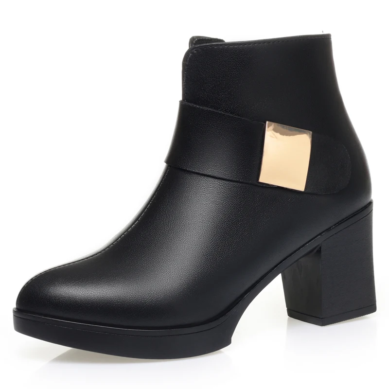 

2025 New Women's Ankle Boots and Booties Mid-Heel Non-Slip Women Leather Boots Large-Size Fleece-Lined Winter Boots for Mothers