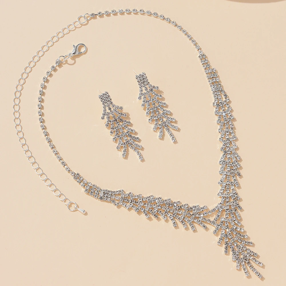 3pcs Women Jewelry Set, Luxury and Casual Rhinestone Women necklace,earring jewelry set, suitable for daily wear, gifts for frie image 3