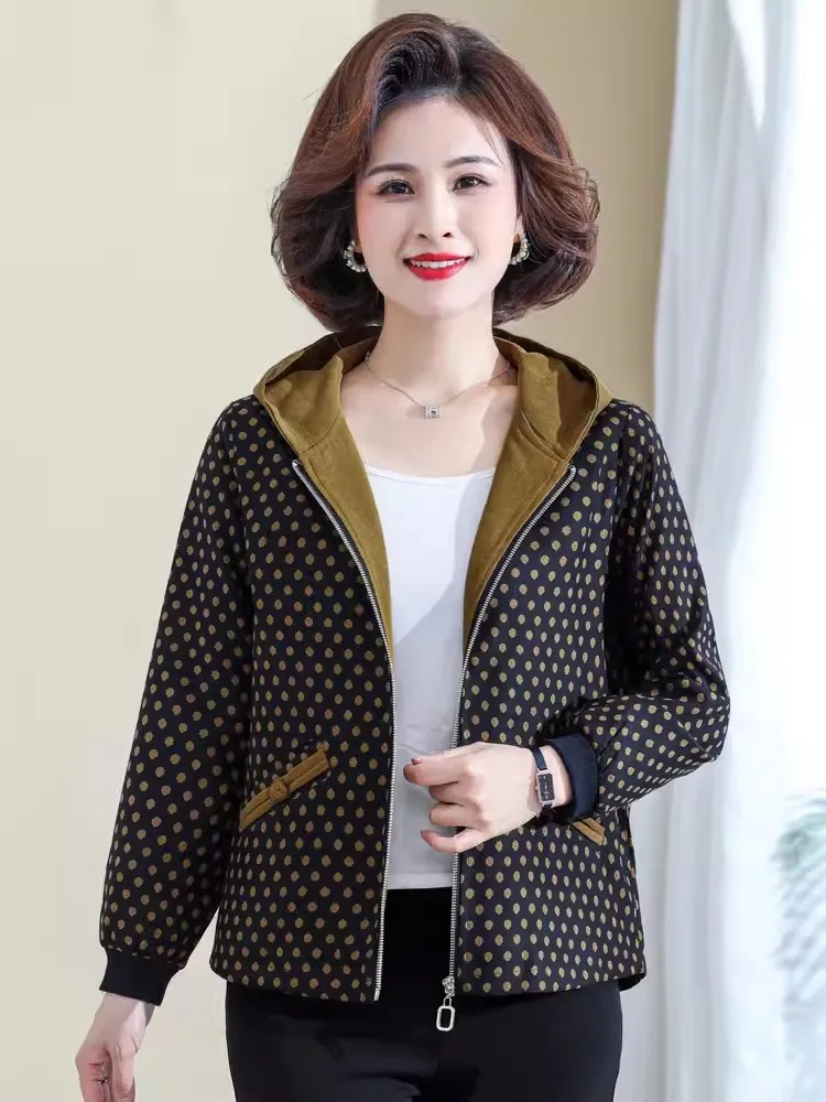 Mom's Autumn Coat Western Style Hooded Middle-Aged Short Casual Coat Middle-aged and Elderly Women's 50-year-old Jacket Lady