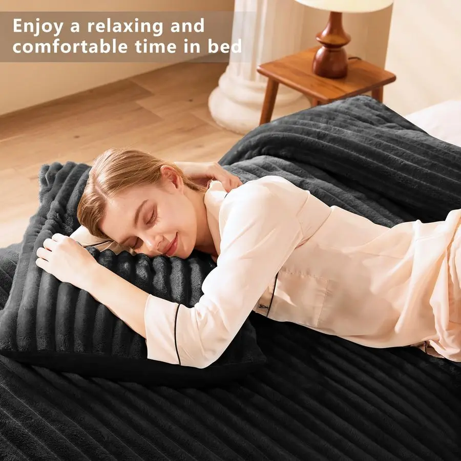 

Fluffy Queen Comforter Set Super Soft Faux Fur Black Comforter Queen Size, Winter Warm Fleece Bedding Set, 3 Pieces Plush Fuzzy