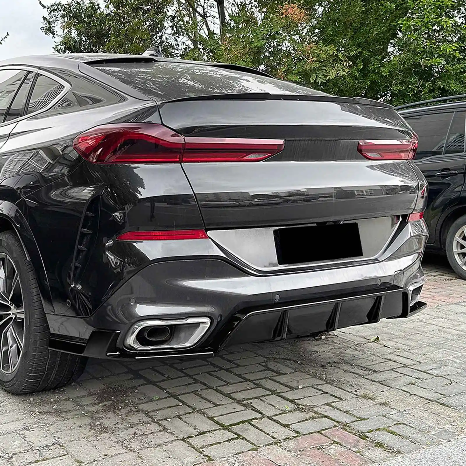 Glossy Black Car Rear Bumper Diffuser Splitter Lip Spoiler Body Kits For 2020-2024 BMW G06 X6 M Sport Bumper Only