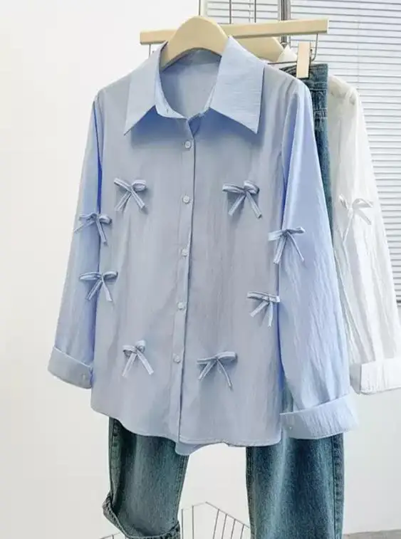 Herbstkragen-Schleifen-Aufkleber, personalisierbar, süßer Stil, langärmeliges Hemd für Frauen, elegantes und modisches, lässiges Langarm-Shirt