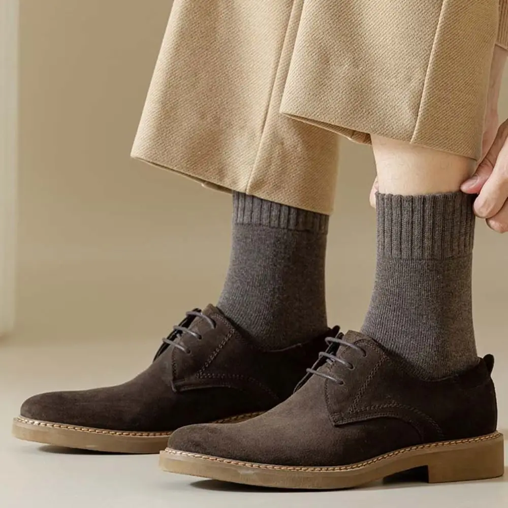 5 أزواج بسيطة بسيطة رشاقته الجوارب الدافئة شريط بلون الحرارية منتصف طول الجوارب سمكا منتصف أنبوب الشتاء الجوارب الرجال الرجال الصبي