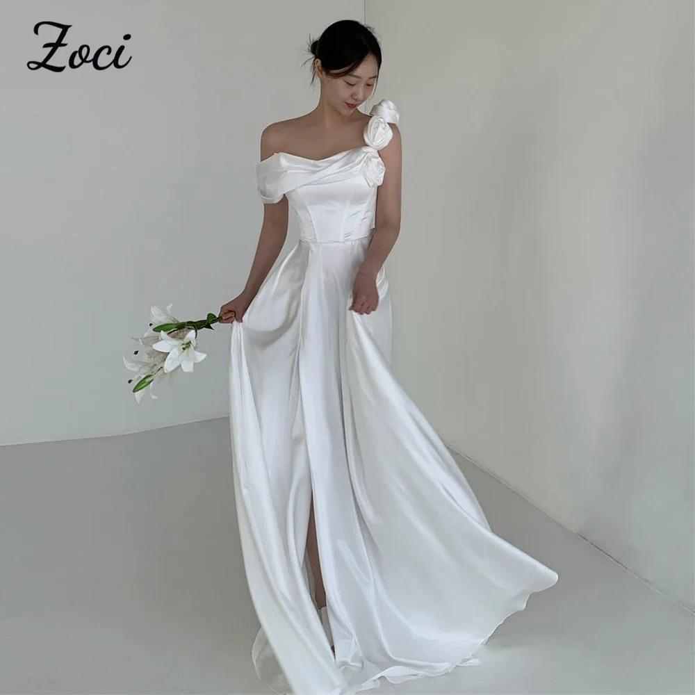 

Zoci Luxury Off Shoulder Korea Wedding Dresses Photo Shoot Side Slit Satin Bridal Gown Customized 3D Flowers Wedding Party Dress