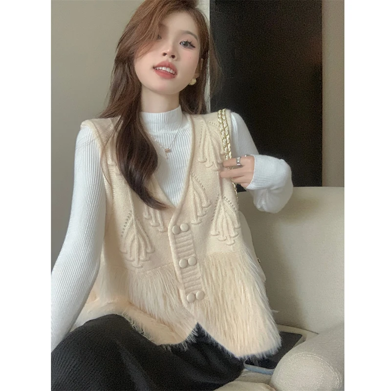 

Spring Autumn New Elegant Temperament V-Neck Stitching Soft Waxy Mao Mao knit Vest Cardigan Stacked Sleeveless Vest Ladies Coat